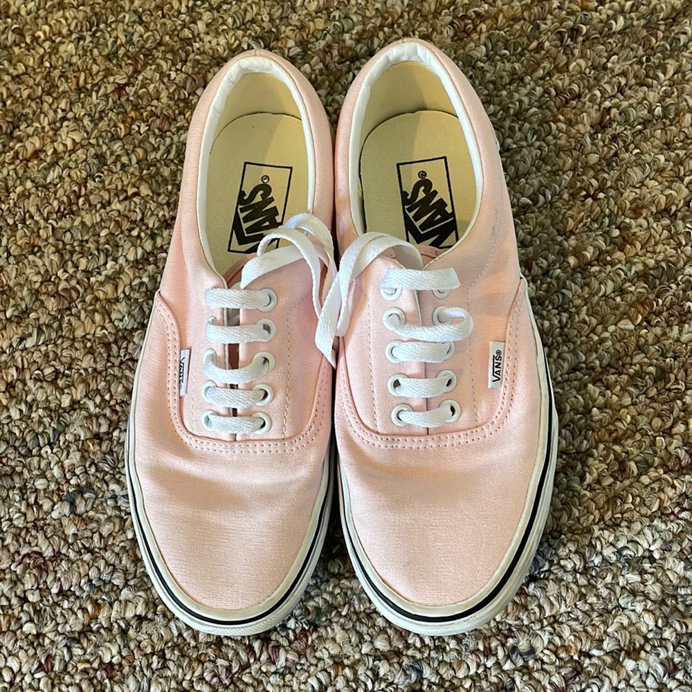 Vans Authentic shoes, mens 6.5/women’s 8. Worn one day.